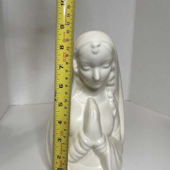 Vintage Haegar Praying Madonna Ceramic planter Made In U.S.A - Picture 10 of 14